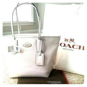 Coach 1941 leather tote